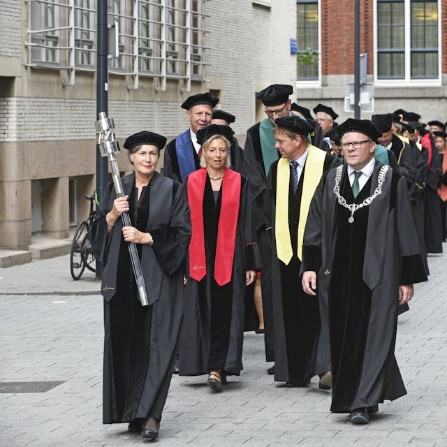 In 2025 Moet Een Op Vier Hoogleraren Vrouw Zijn Aan De