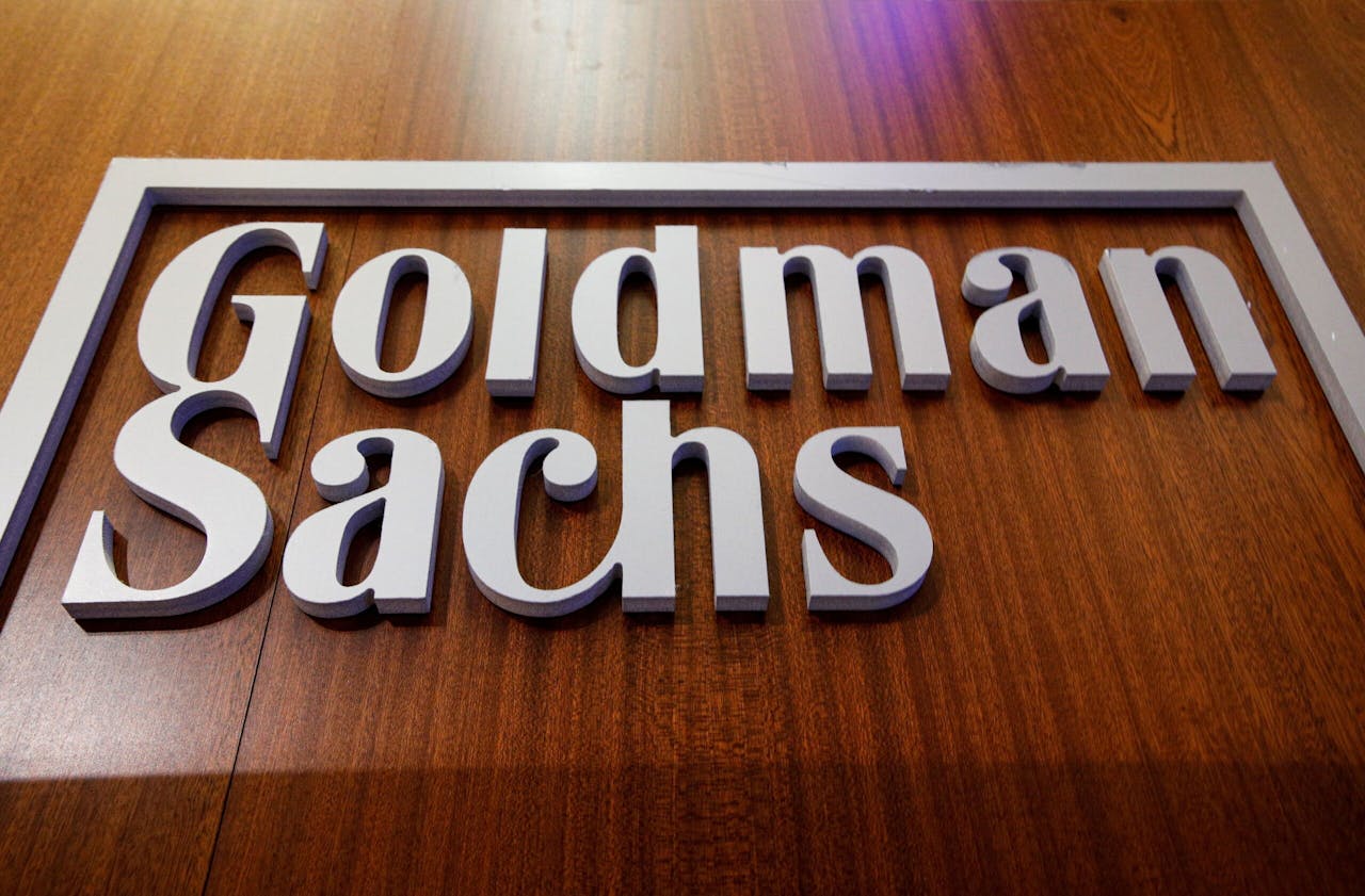 Enkel mensen die twee keer geprikt zijn tegen corona mogen straks bij Goldman Sachs nog naar kantoor.