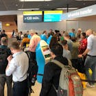 Problemen op Schiphol houden aan, KLM schrapt al 61 vluchten