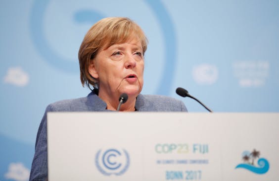 In haar rede op de VN-klimaattop in Bonn bleef Merkel woensdag vaag