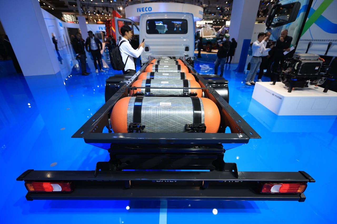 Nieuw elektrisch voertuig van Iveco op een beurs in het Duitse Hannover. De Italiaanse regering maakte vorig jaar bezwaar tegen de overname van de autobouwer door een Chinese koper.