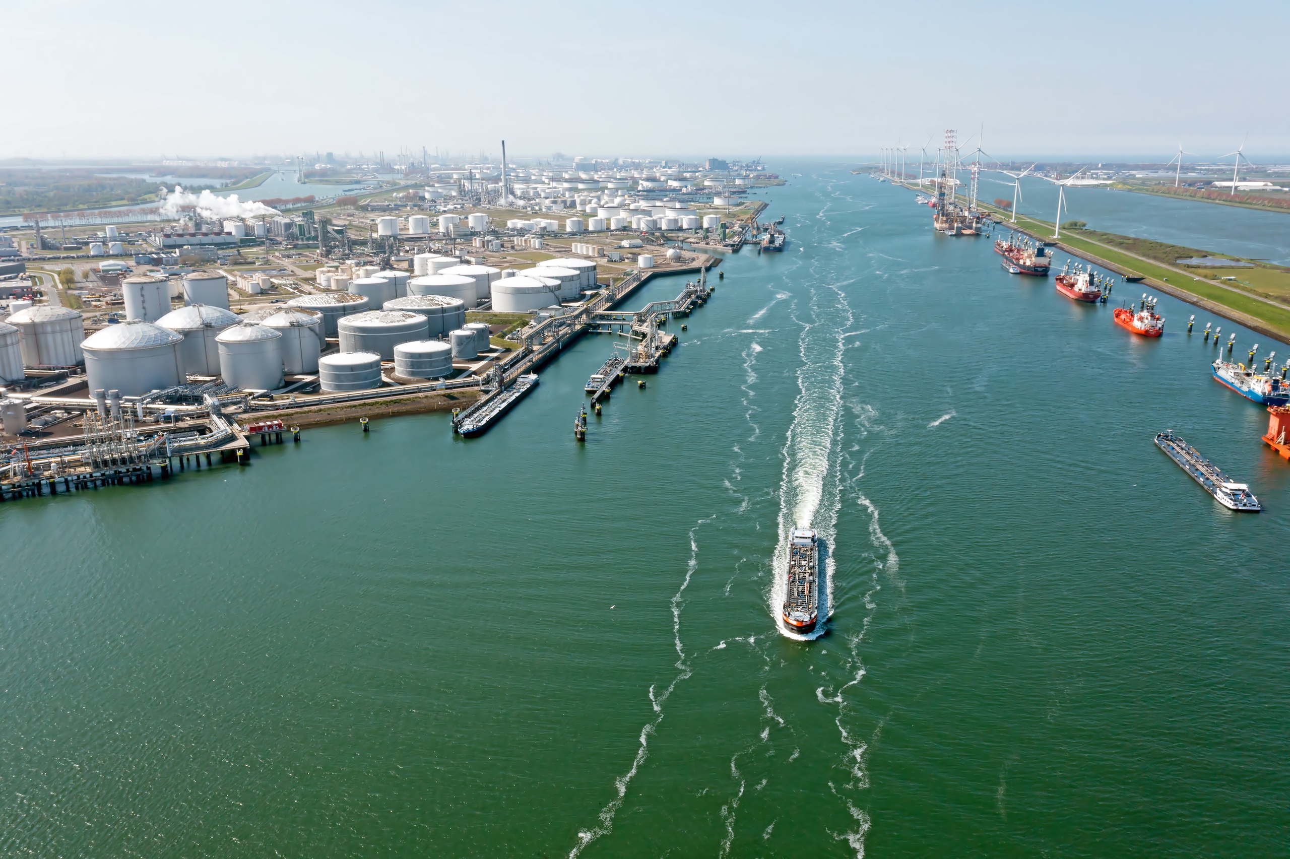 Afzwakkende Economie Drukt Overslag In Rotterdamse Haven