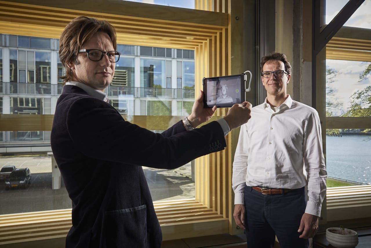 De oprichters van brillenbedrijf Roger Bacon: Pieter Jonckheer (links) en Jan-Berend Zweerts
