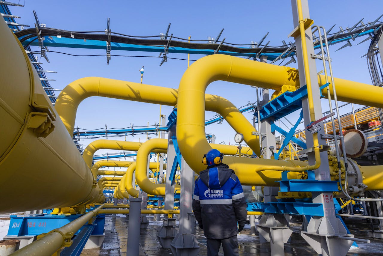 Een gasinstallatie van staatsbedrijf Gazprom bij het Tsjajandinskojeveld, in Siberië.
