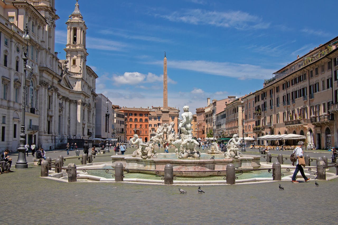 De Piazza Navona ziet normaal zwart van de mensen. Begin mei was het er vrijwel leeg.
