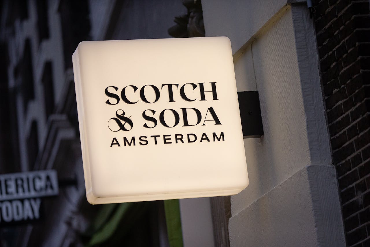 Het logo van kledingmerk Scotch & Soda.