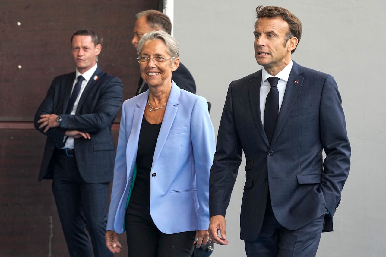 Premier Borne (l) en president Macron.