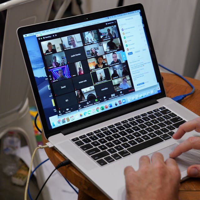 Toezichthouder Begrijpt Verbod Op Zoom Bij Defensie