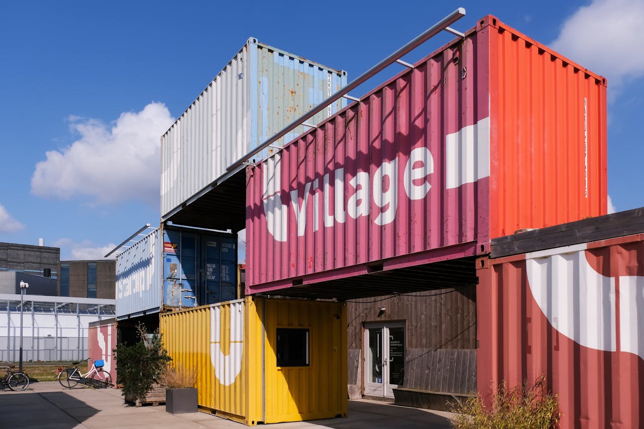 Startup Village in Amsterdam. Meer pensioengeld voor start-ups maakt de bv Nederland sterker, klinkt het vanuit Den Haag.