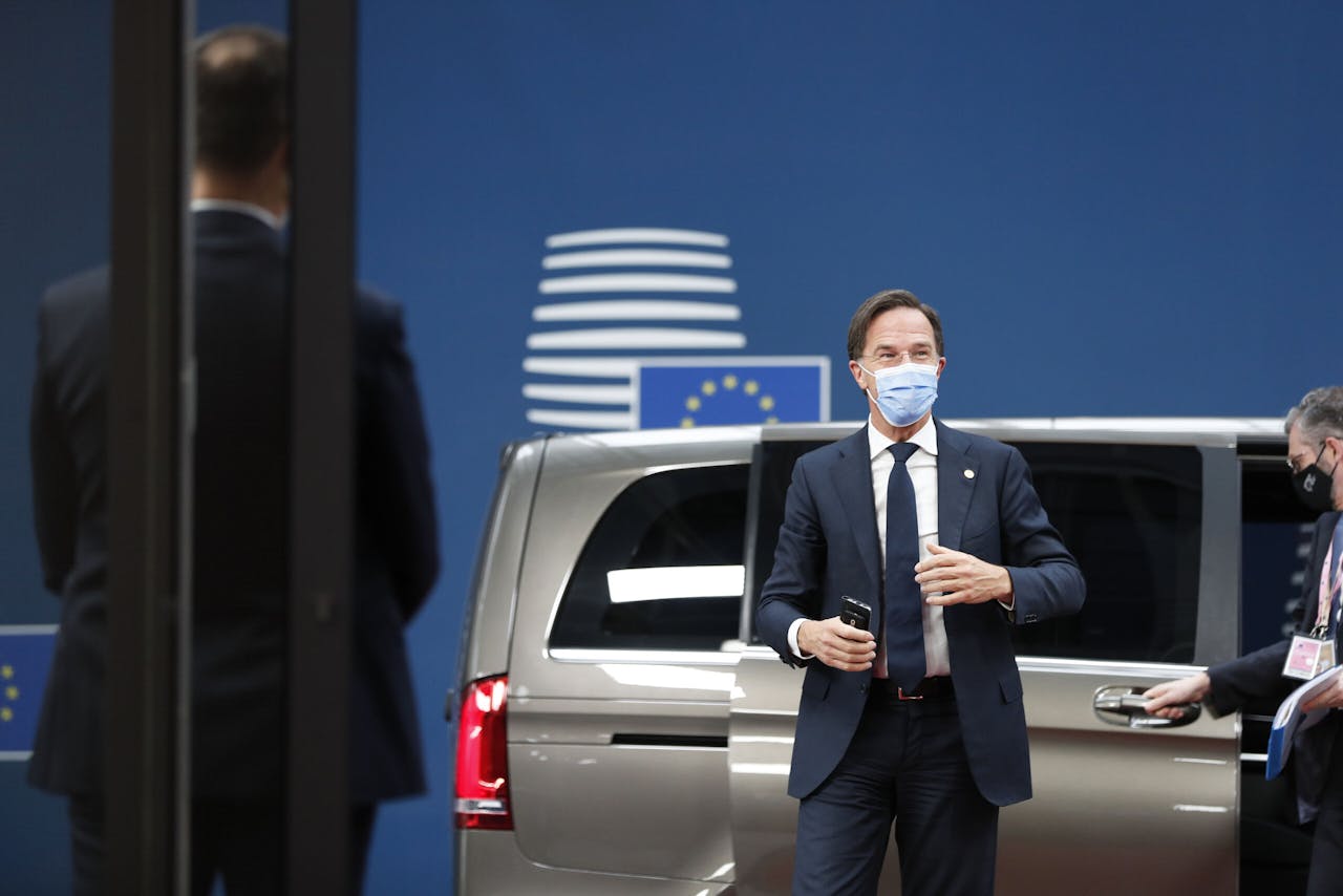 Rutte ziet weinig in een top met Poetin.