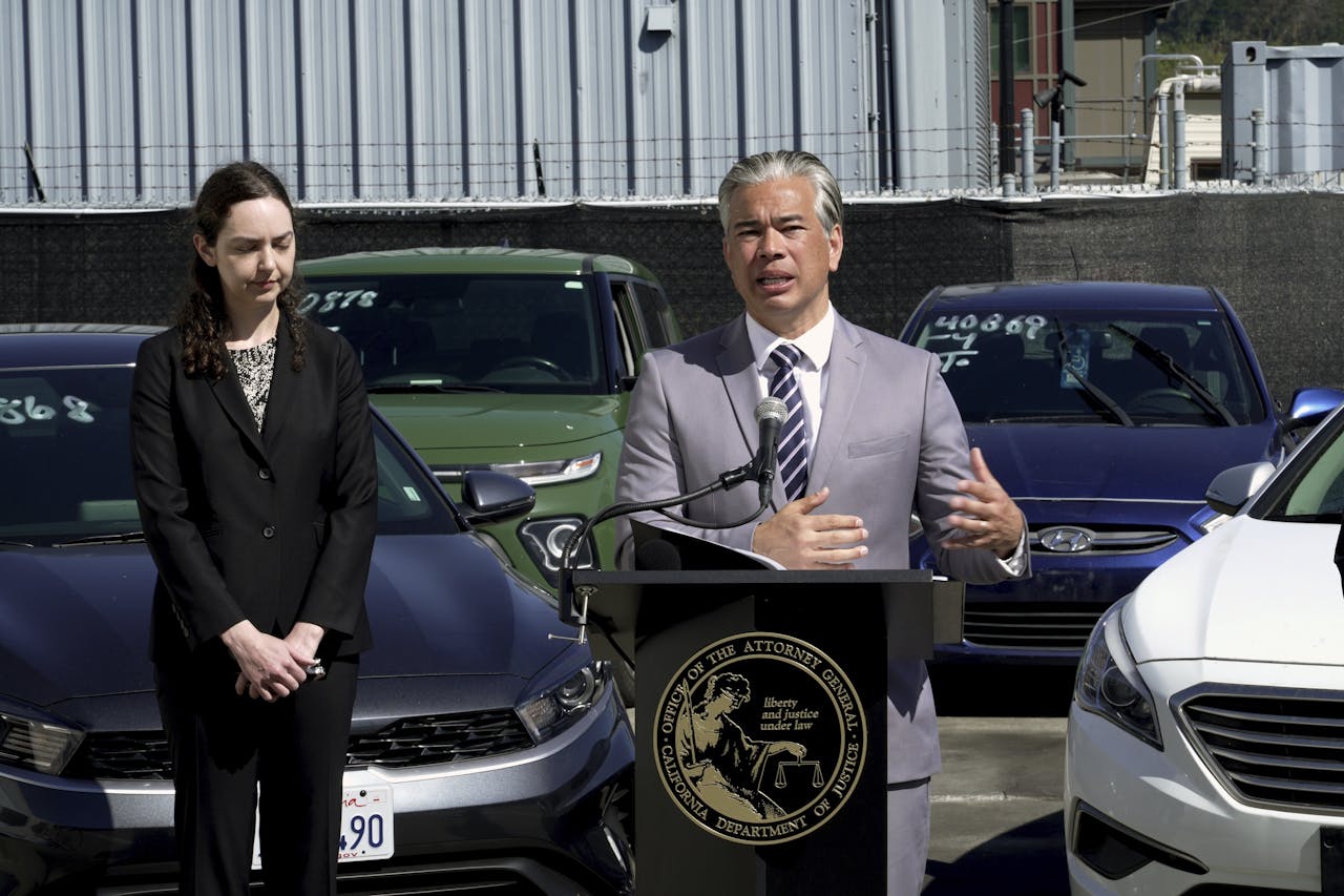 De procureur-generaal van Californië riep in april op tot een terugroepactie voor auto's van Kia en Hyundai. De lakse beveiliging van sommige modellen zou tot veel diefstal leiden.