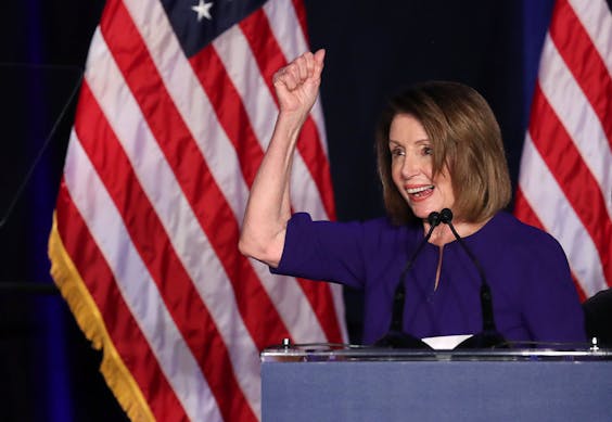 Nancy Pelosi vierde vannacht al vroeg de winst van de Democraten in het Huis van Afgevaardigden. Als zij de fractie blijft leiden, zal ze de komende tijd de meest zichtbare politieke tegenstander van president Donald Trump zijn.