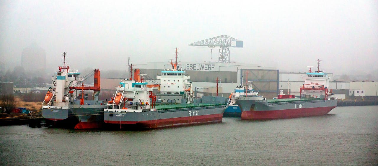 Particuliere Beleggers Verliezen Half Miljard Op Scheeps Cv S