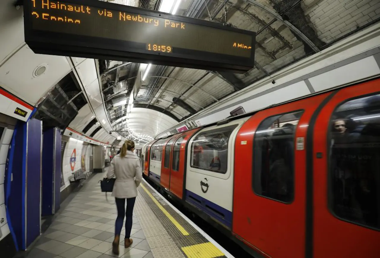 Metro Londen plat door 24-uursstaking