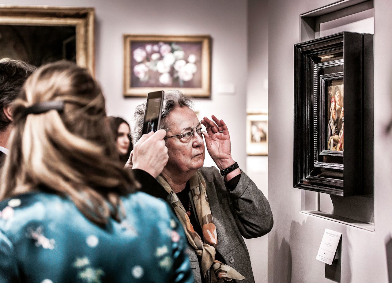 Topstuk van 2016 was een verloren gewaande Rembrandt, ‘De reuk’, die Talabardon & Gautier uit Parijs had ontdekt op een kleine veiling in Amerika. Het was reeds verkocht, maar trok veel bekijks (foto: Hollandse Hoogte).