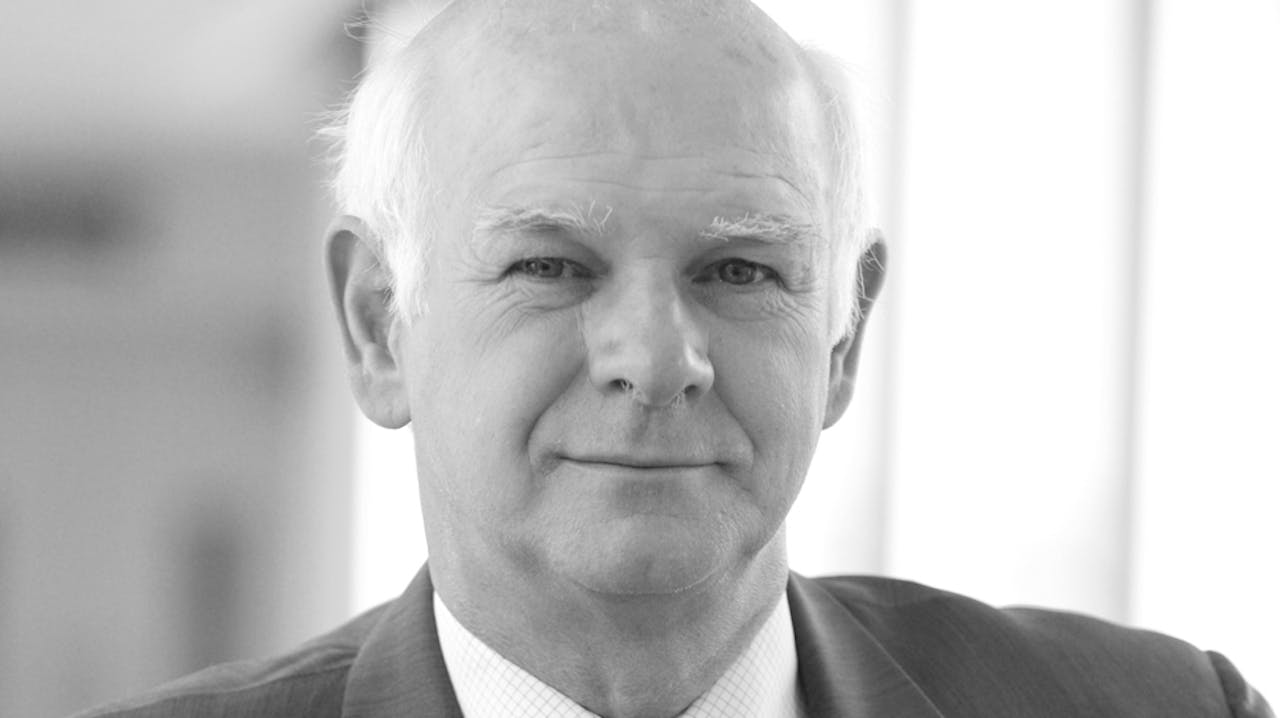 Howard Davies