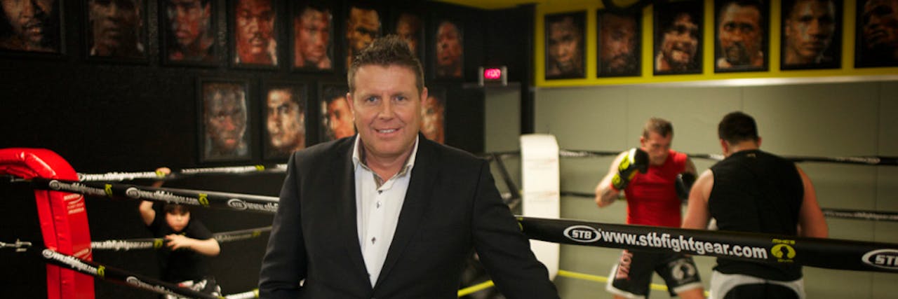 Van een zweterig sportzaaltje naar een mondiaal vechtsportcircus