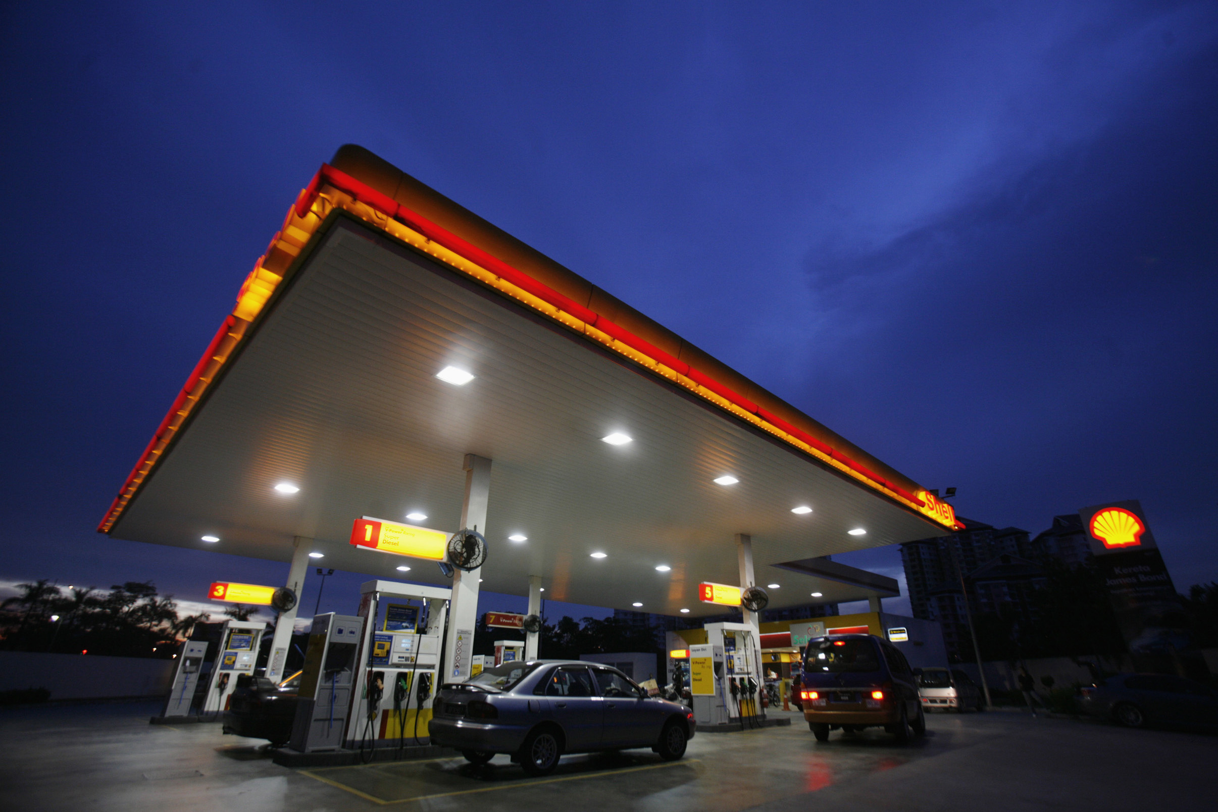 Shell verkoopt alle Deense tankstations