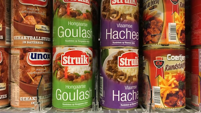 Bosnisch jongetje sterft na eten uit blik Struik