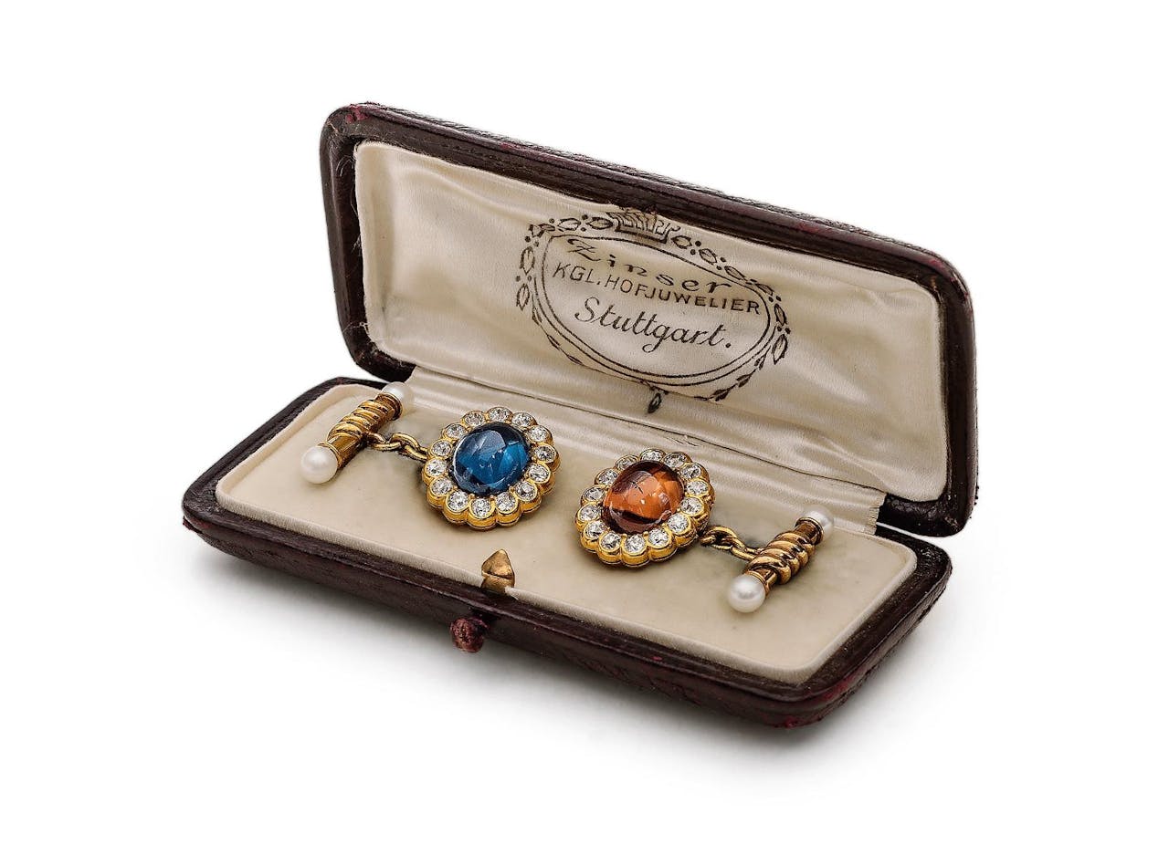 Knopen uit de privécollectie van de Duitse koning Wilhelm II van Württemberg, (ca. 1890-1900).