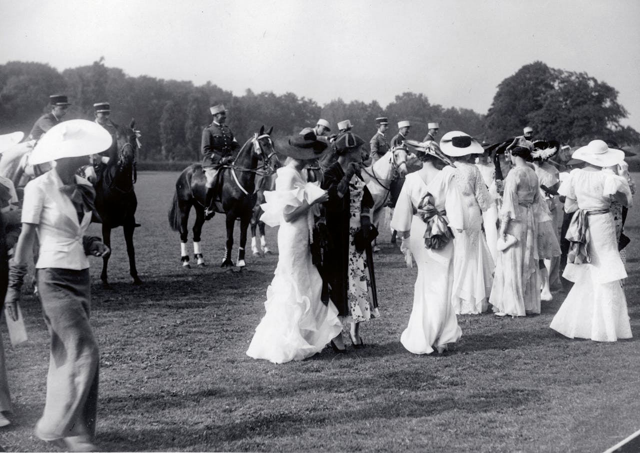 Een polowedstrijd in Bagatelle, Parijs, in 1910.