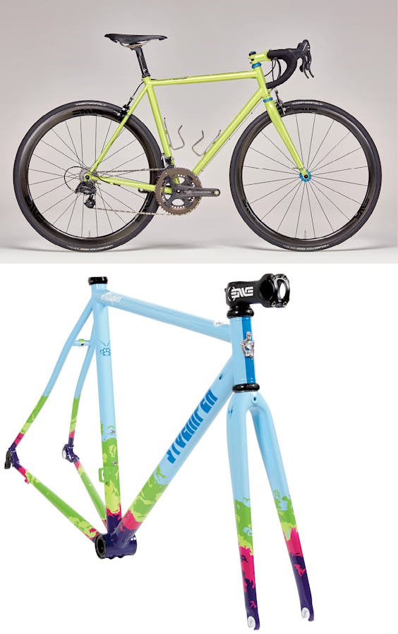 Boven: fiets van het Noord-Brabantse Joris Cycles. Onder: frame van Stoemper. (Foto's: Jeroen van der Wielen)