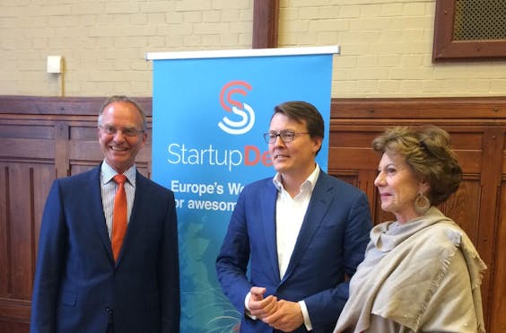 Minister Henk Kamp (EZ), Prins Constantijn en Neelie Kroes bij Startup Fest in Amsterdam. (HH)