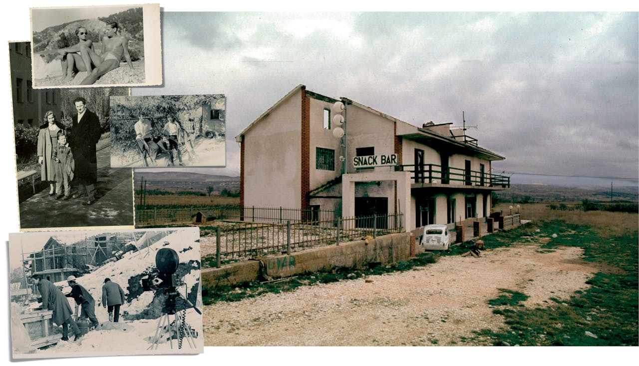Links: Vuk met zijn ouders. Vader en moeder op het strand. Als middelbare scholier met jeugdvrienden. Vuk (links) aan het werk op de filmset van ‘Zivi Transport’. Rechts: een snackbar in de Krajina, 1996. Zoals zo veel andere panden verlaten na het Kroatisch offensief in de streek.