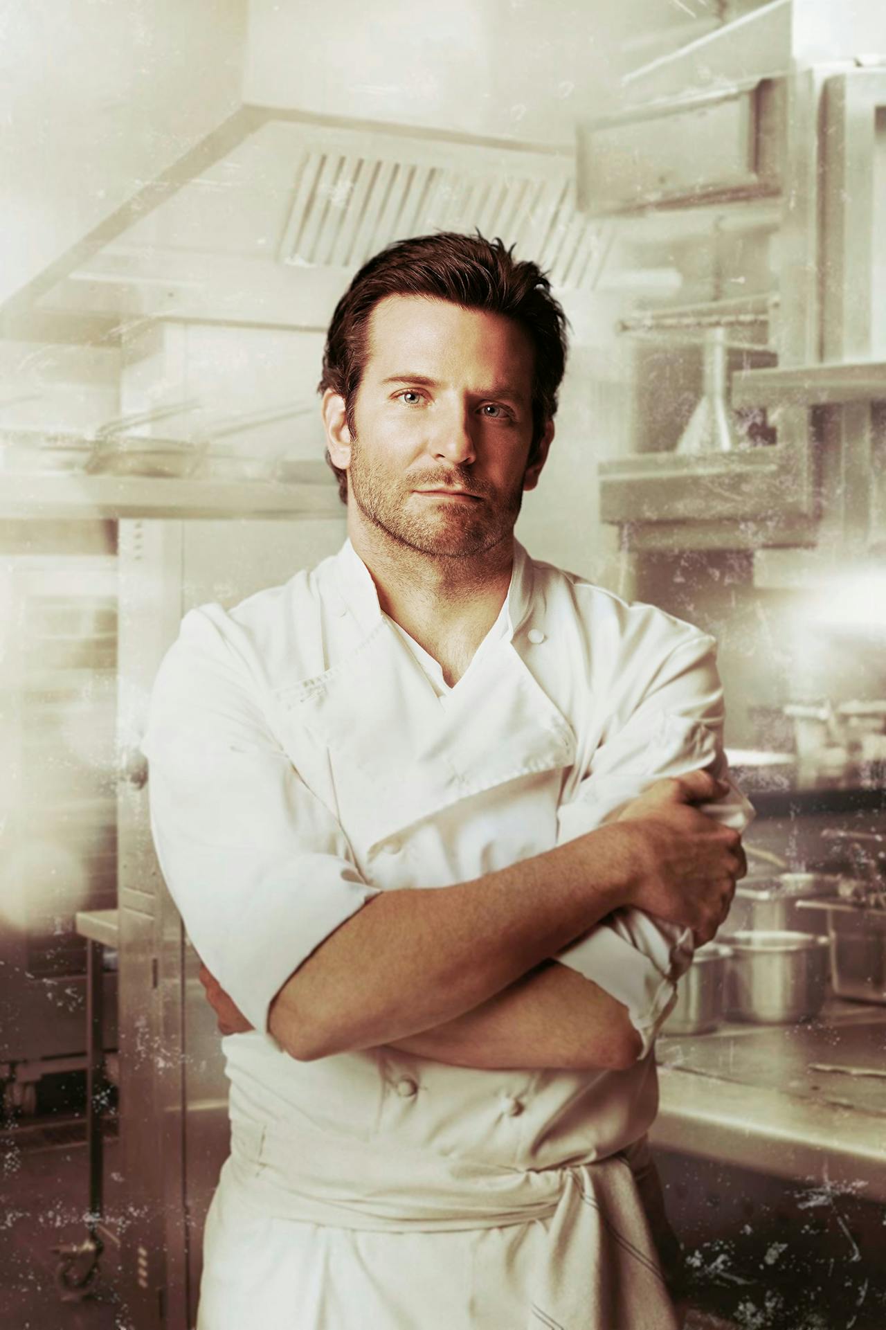 Acteur Bradley Cooper als chef-op-retour Adam Jones in de bioscoophit ‘Burnt’ (John Wells, 2015) gaat na een breakdown voor drie Michelin-sterren.
