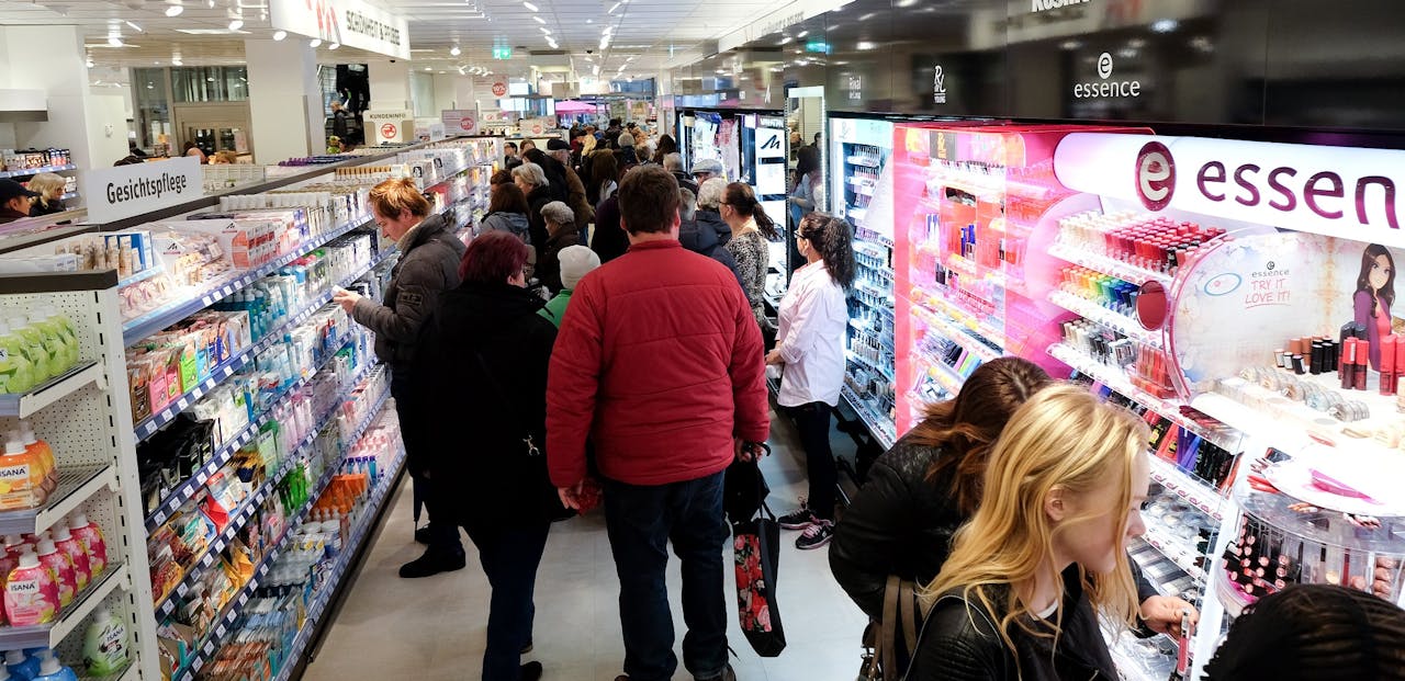 Merkartikelen zijn lekker goedkoop bij drogist net over de grens Merkartikelen zijn lekker goedkoop bij drogist net over de grens