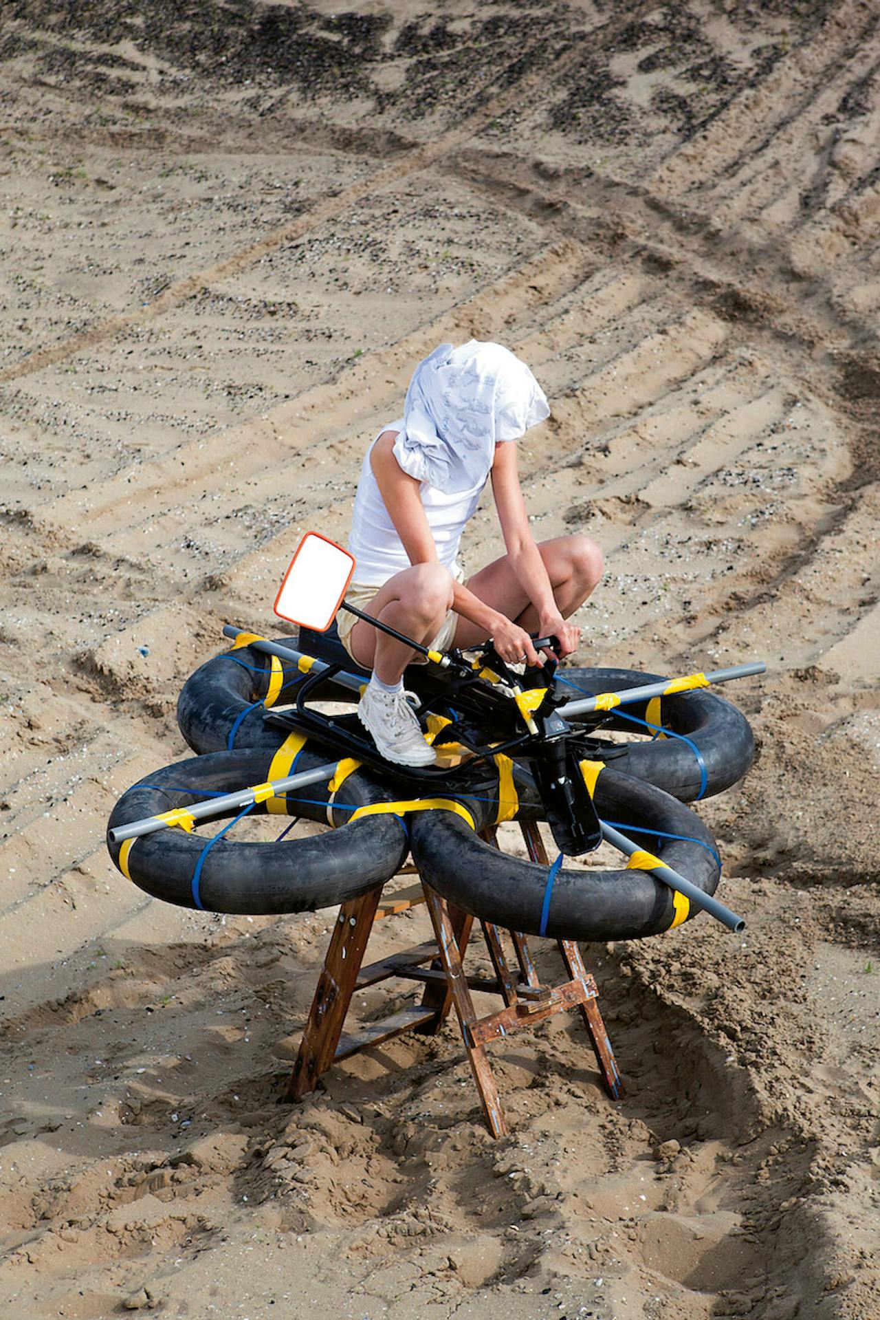 Deze foto van Imke Ligthart is onderdeel van de expositie. ‘Modebelofte’, t/m 30 oktober. modebelofte.com