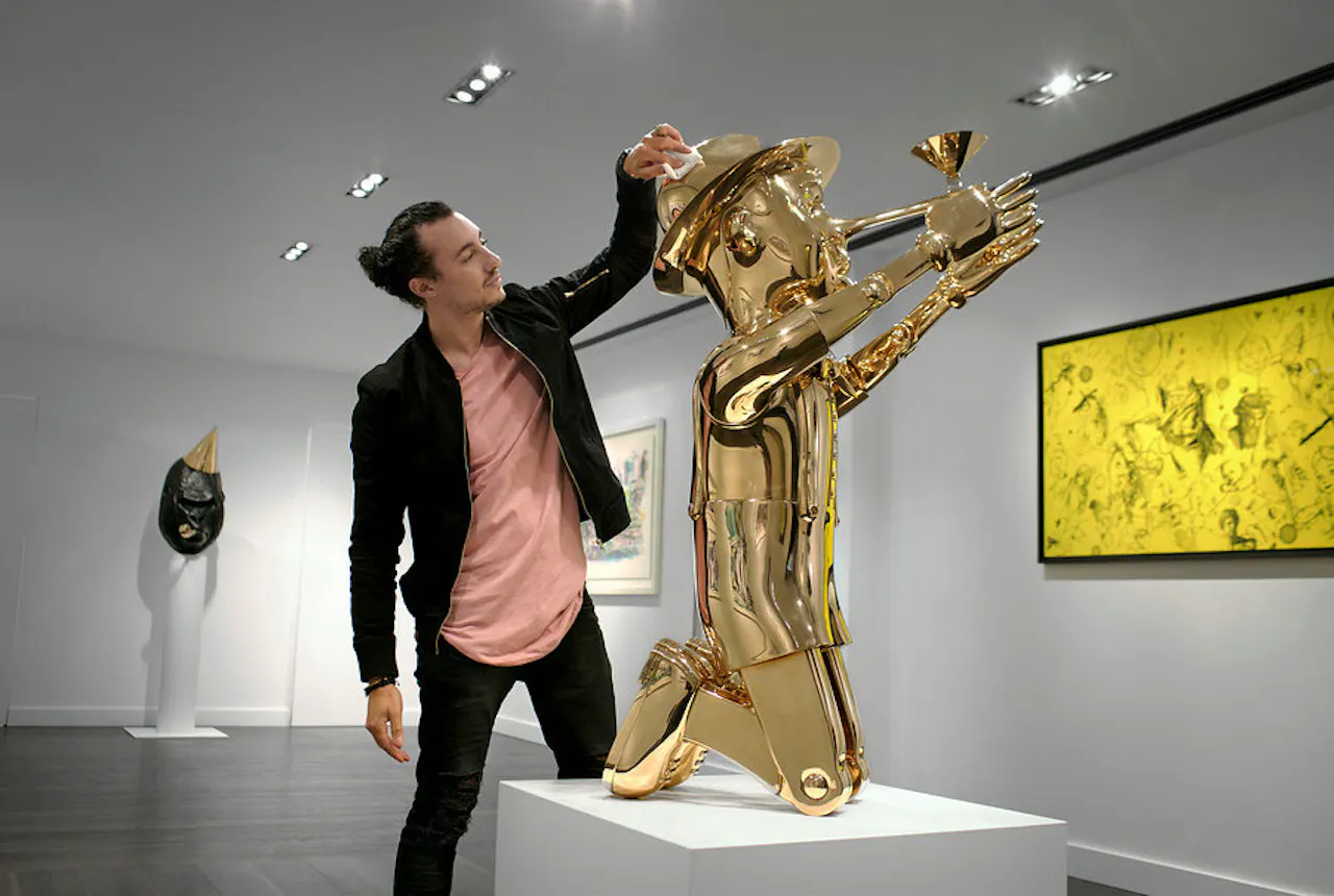 Kilbansky Kunstenaar Joseph Klibansky opent merkwinkel in P.C. Hooftstraat | Het ...