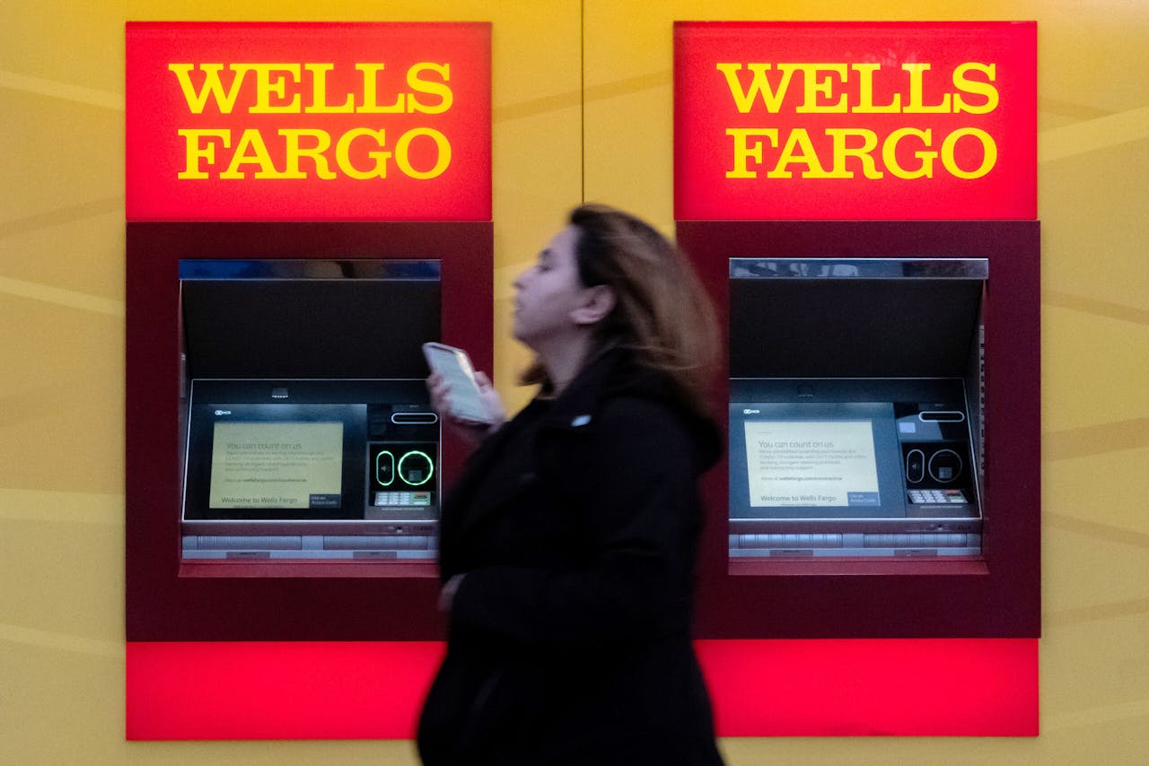 Wells Fargo lijkt vrijdag van de Amerikaanse banken af te stevenen op de meeste koerswinst bij opening van de handel op Wall Street.