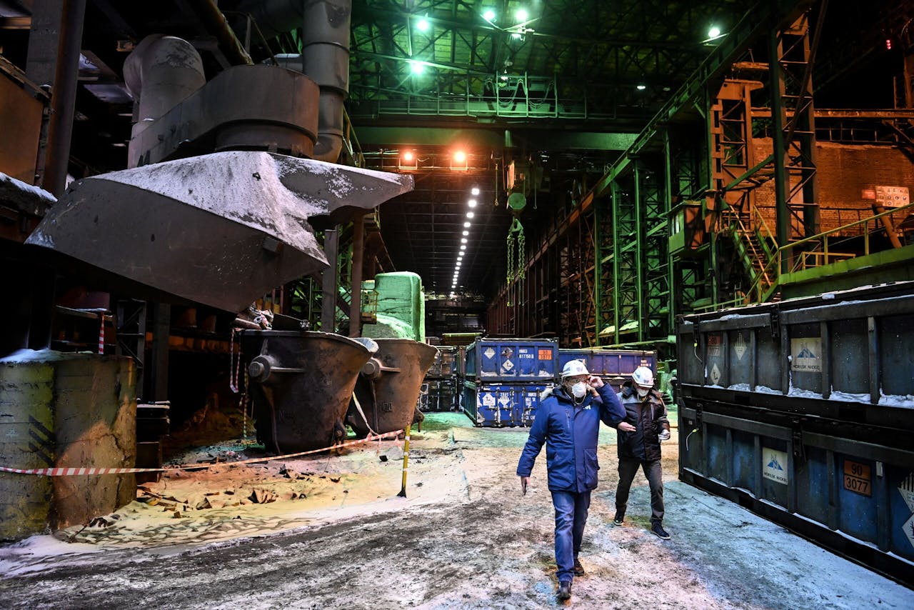 Een smelterij voor nikkel van de Russische mijnbouwgigant Norilsk.
