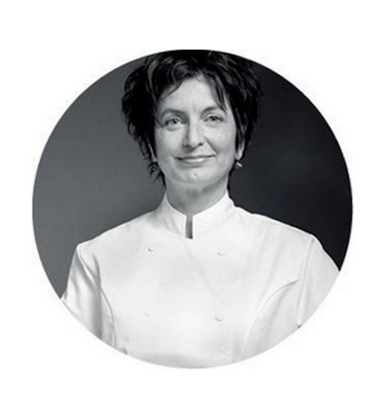 Hilary Akers is kok, vinoloog en historicus. Voor
FD Persoonlijk
schrijft zij de cursus: hoe word ik
restaurantcriticus?