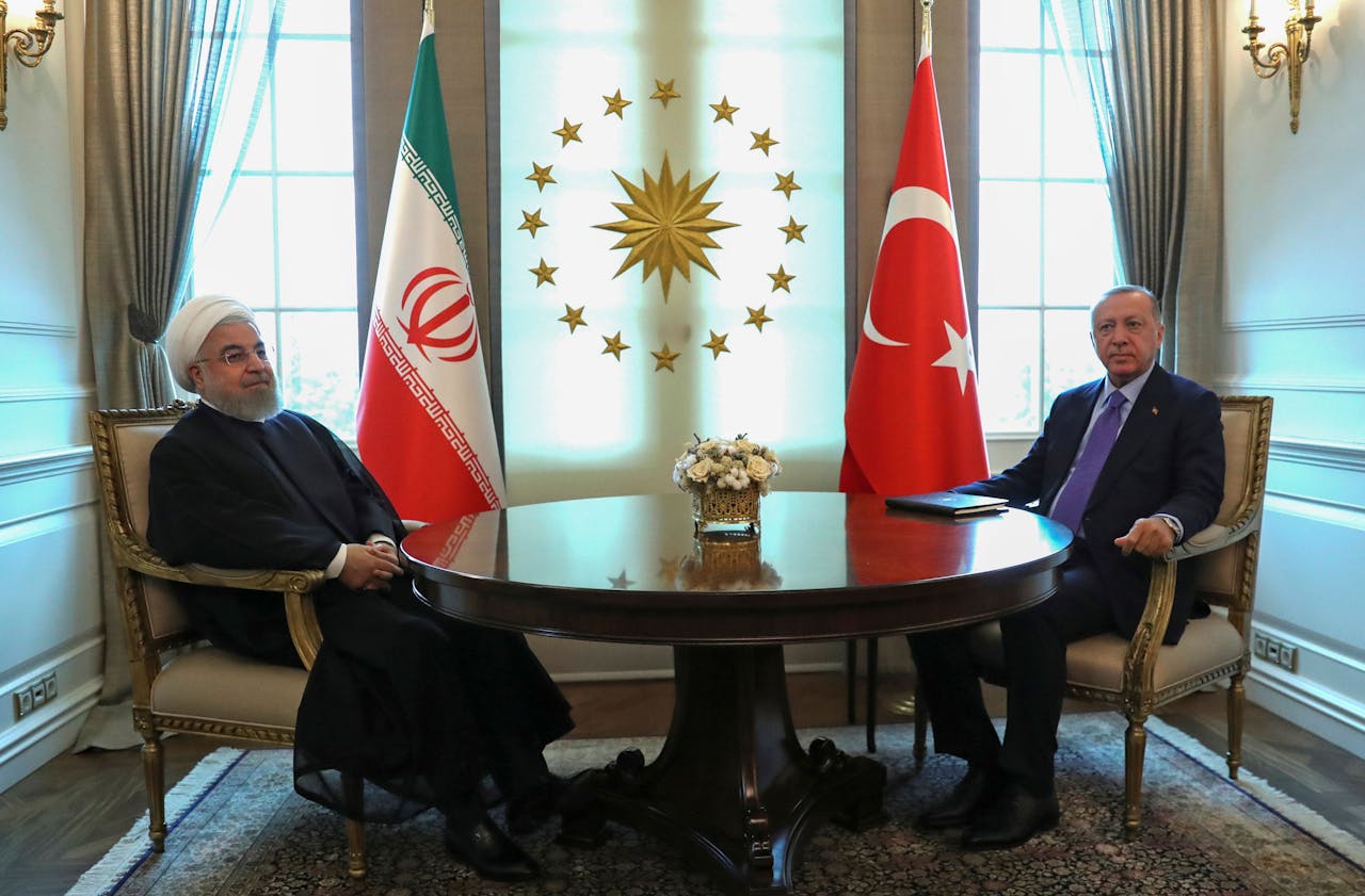 De Turkse president Tayyip Erdogan ontving maandag eerst zijn Iraanse evenknie Hassan Rouhani in de Turkse hoofdstad Ankara.