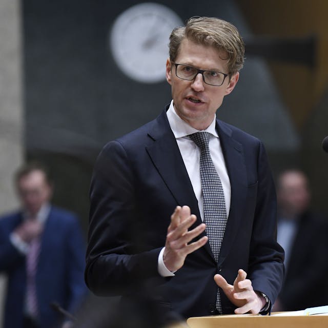 Dekker Zoekt Derde Bestuurslid Autoriteit Persoonsgegevens
