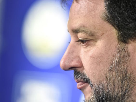 Matteo Salvini zichtbaar teleurgesteld, zondag op de persconferentie na de verkiezingsuitslag.