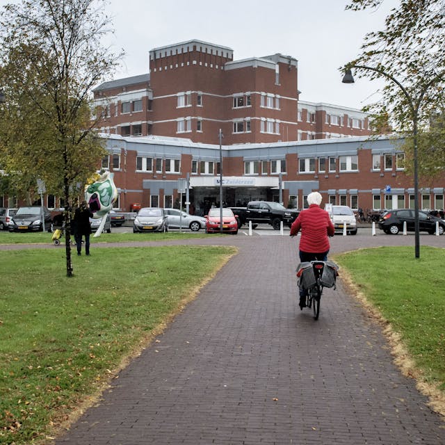 Ziekenhuis St Jansdal ligt in de clinch met nog geen enkel contract getekend Ziekenhuis St Jansdal ligt in de clinch met nog geen enkel contract getekend