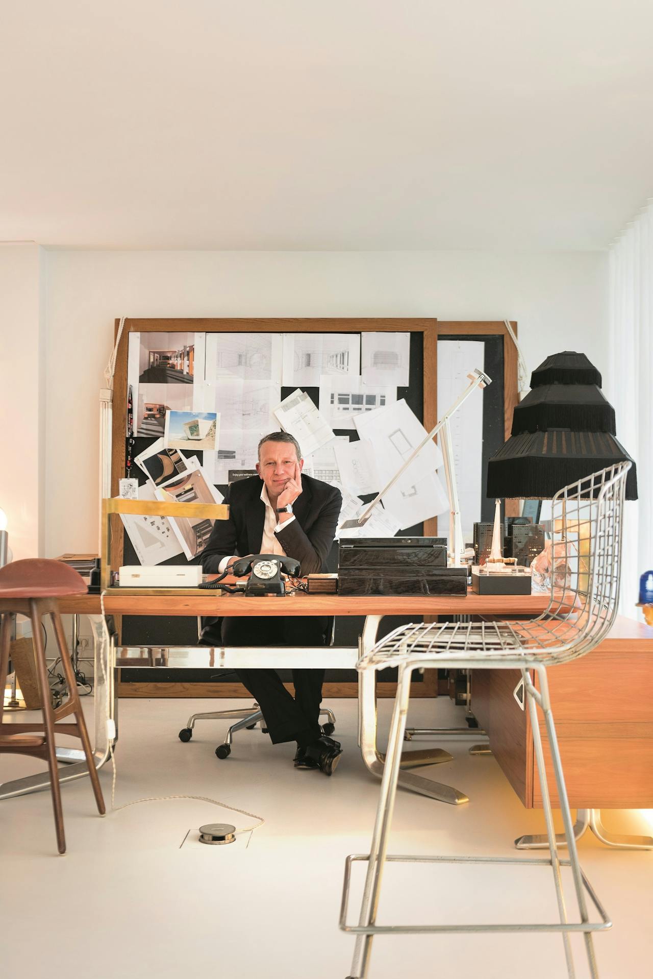 Het bureau dat Arts verwierf stond in de jaren vijftig in een kantoor van Lloyds Banking Group