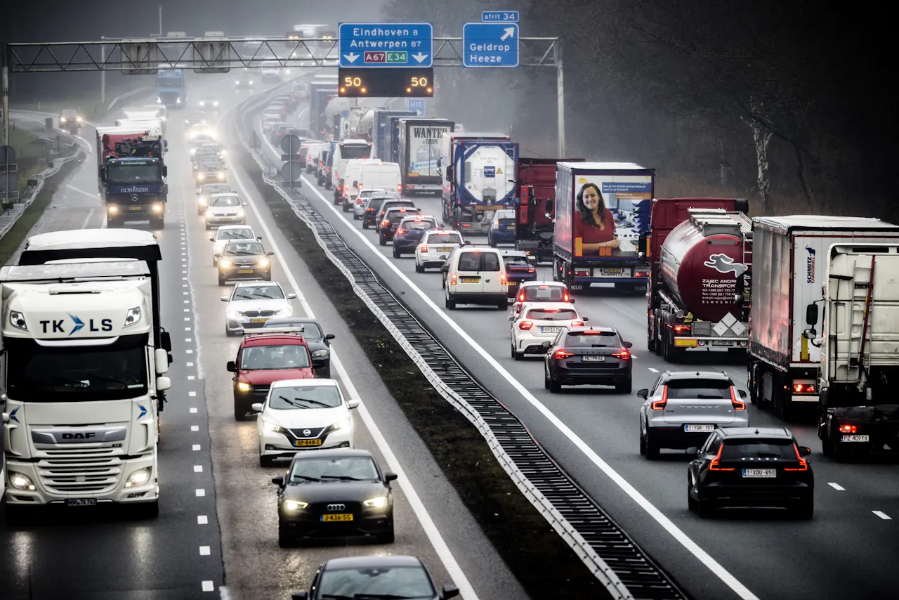 De file is terug van eventjes weggeweest