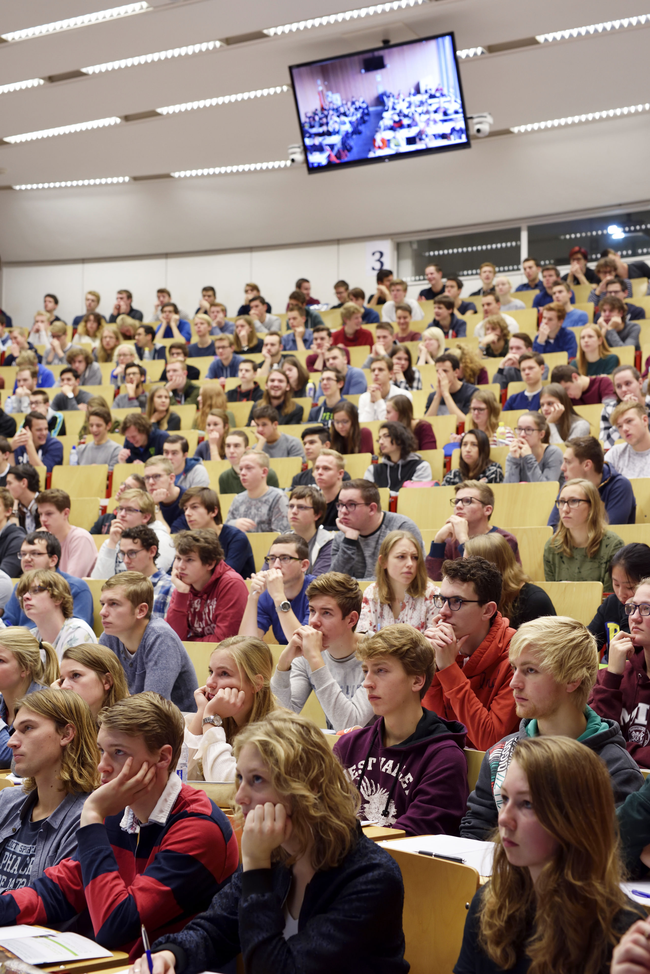 Discussie over numerus fixus bij economische hbo-studies laait op