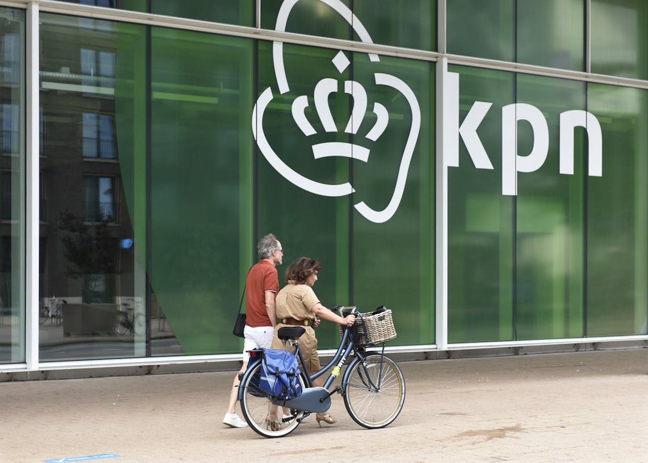 KPN-hoofdkantoor in Rotterdam Kop van Zuid in Rotterdam.