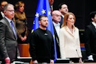 Zelensky wil straaljagers en 'snel' andere zware wapens op EU-top in Brussel
