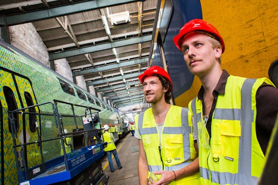 Groene trein, waarmee NS en Eneco laten zien dat de helft van de treinen in 2015 op windenergie rijdt. In 2018 rijden alle treinen klimaatneutraal.