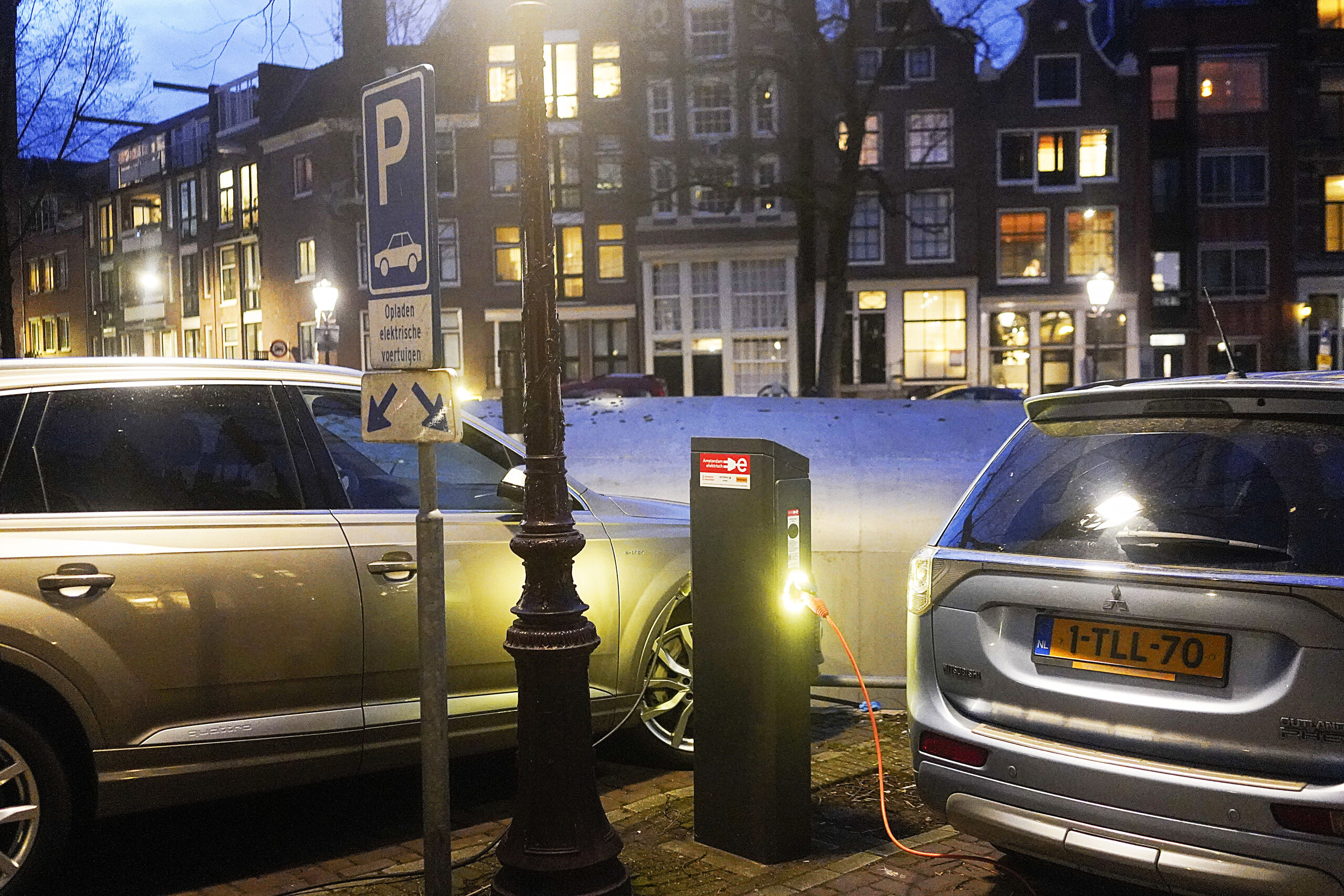 Subsidie Voor Tweedehands Elektrische Auto Voor Dit Jaar Op