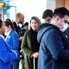 KLM-topman vraagt personeel rustig te blijven en cash in het bedrijf te houden