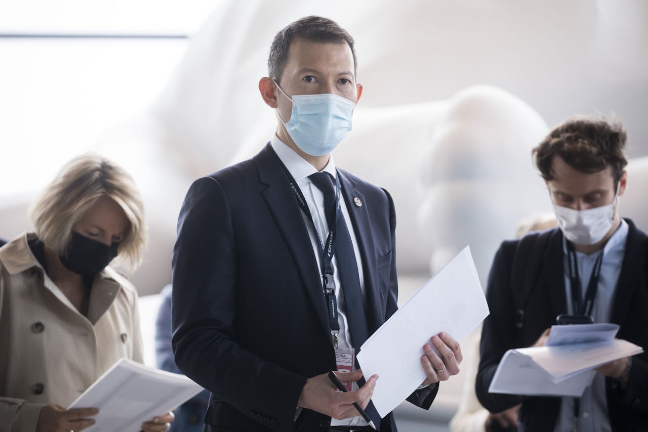 Air France-KLM geeft topman Smith een langetermijnbonus voor zijn werkzaamheden in 2020, hoewel de luchtvaartmaatschappij dat jaar een historisch nettoverlies leed van meer dan €7 mrd.