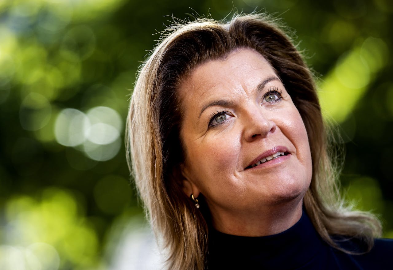 Stikstofminister Christianne van der Wal, vrijdag op het Binnenhof in Den Haag.