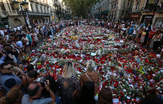 Herdenking van de slachtoffers van de recente aanslag in Barcelona.
